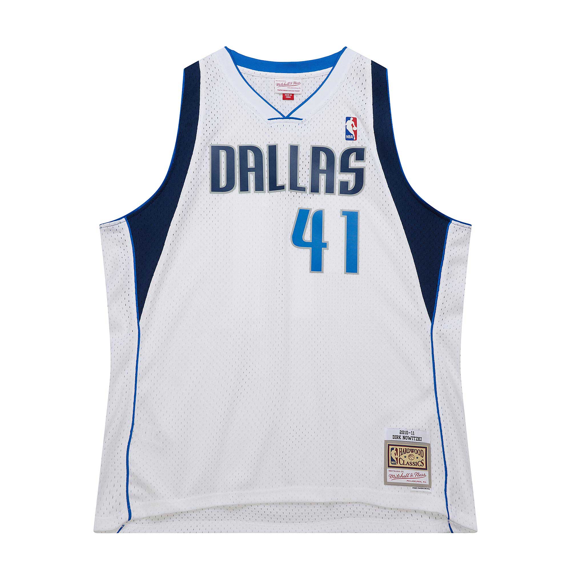 Alternative view of Dirk Nowitzki Dallas Mavericks Mitchell & Ness 2010/11 Hardwood Classics Swingman Jersey - White