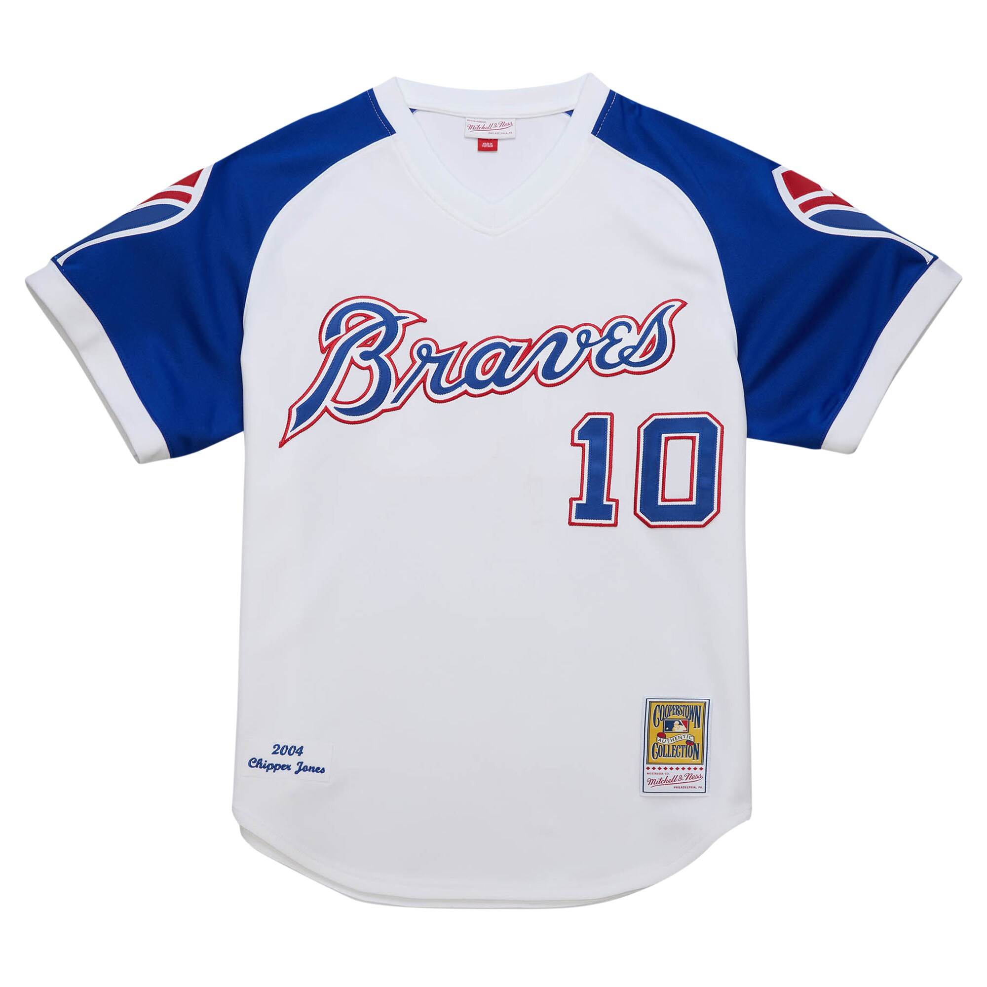 Alternative view of Men's Atlanta Braves Chipper Jones Mitchell & Ness White 2004 Cooperstown Collection Throwback Jersey - JS951