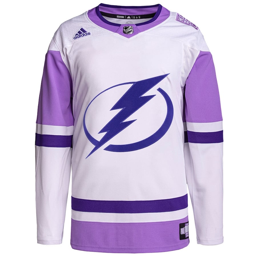 Alternative view of Tampa Bay Lightning Hockey Fights Cancer Primegreen Men Jersey - White/Purple - JS986 