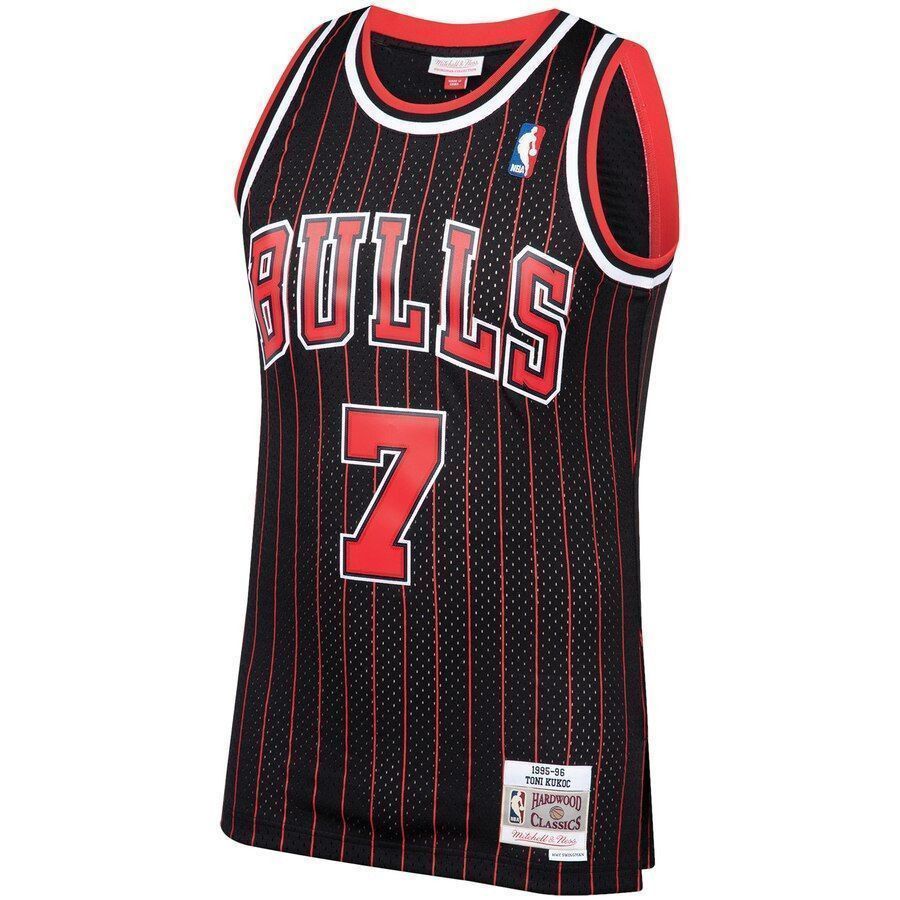 Alternative view of Toni Kukoc Chicago Bulls Mitchell & Ness 1995-96 Hardwood Classics Swingman Player Jersey - Black - JS405 