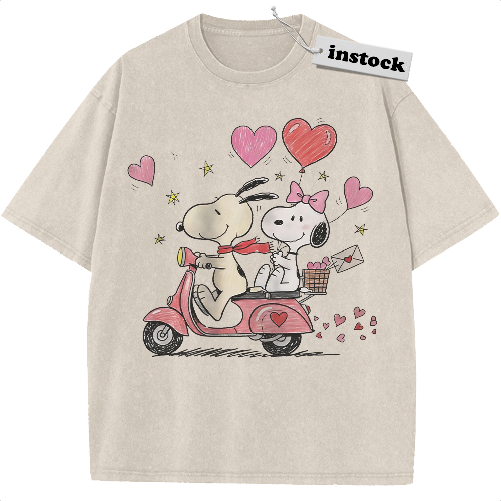Snoopy Shirt, Peanuts Shirt, Valentine's Day Shirt, Animated Shirt, Vintage T-Shirt