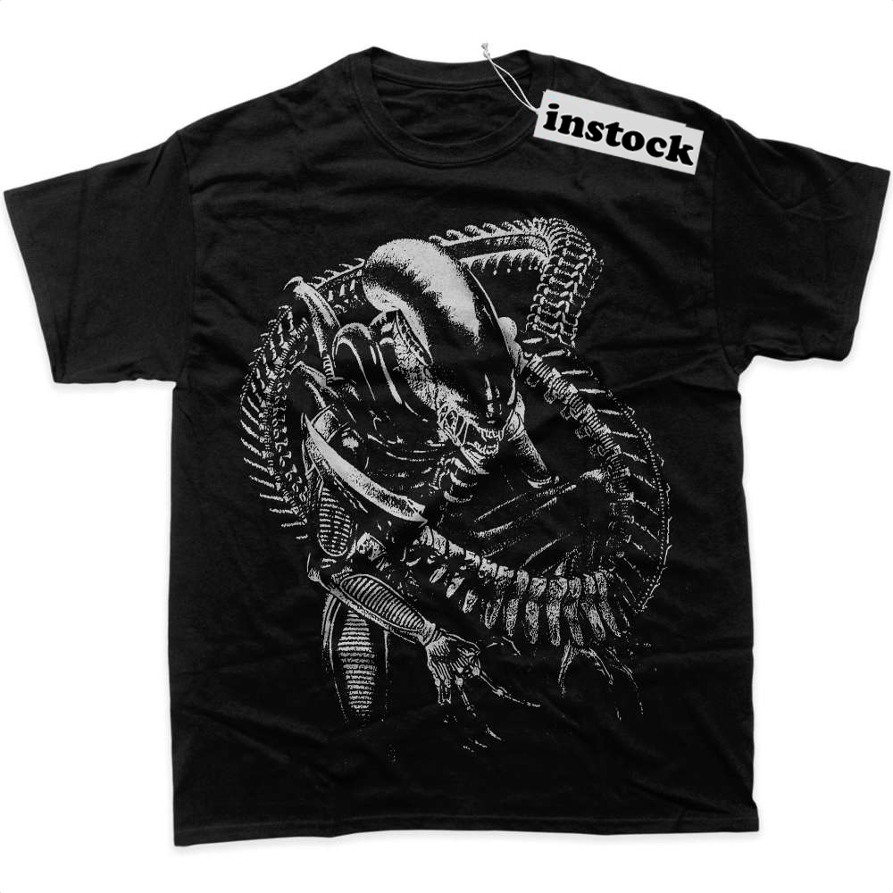 Xenomorph Shirt, Alien vs Predator Shirt, Movie Shirt, Graphic T-Shirt